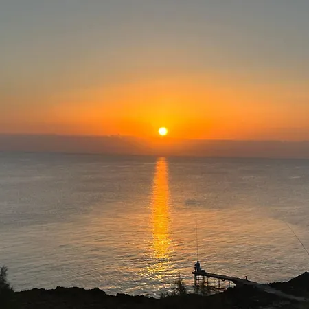 Luxury By The Sea With Heated Pool * بروتاراس