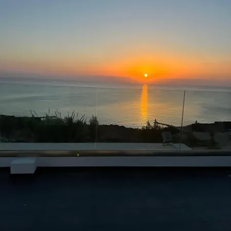 Luxury By The Sea With Heated Pool فيلة بروتاراس