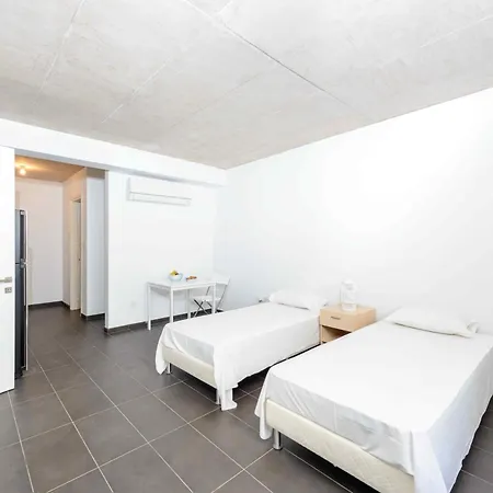 Luxury By The Sea With Heated Pool