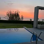 Luxury By The Sea With Heated Pool فيلة بروتاراس