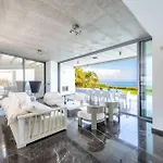 Luxury By The Sea With Heated Pool فيلة بروتاراس
