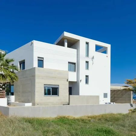 Luxury By The Sea With Heated Pool * Protaras