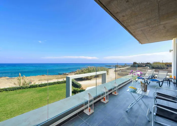 Luxury By The Sea With Heated Pool Vila Protaras