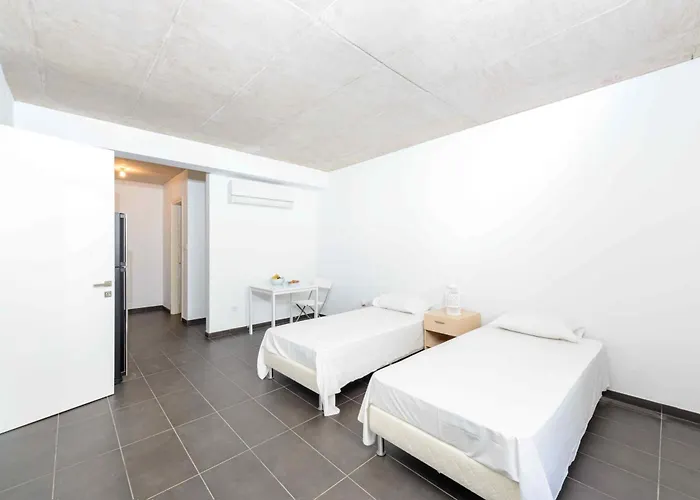 Luxury By The Sea With Heated Pool